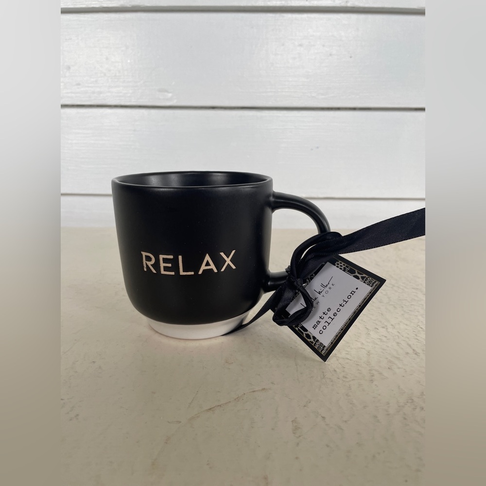 NWT Nicole Miller Matte Collection ‘Relax’ Mug
